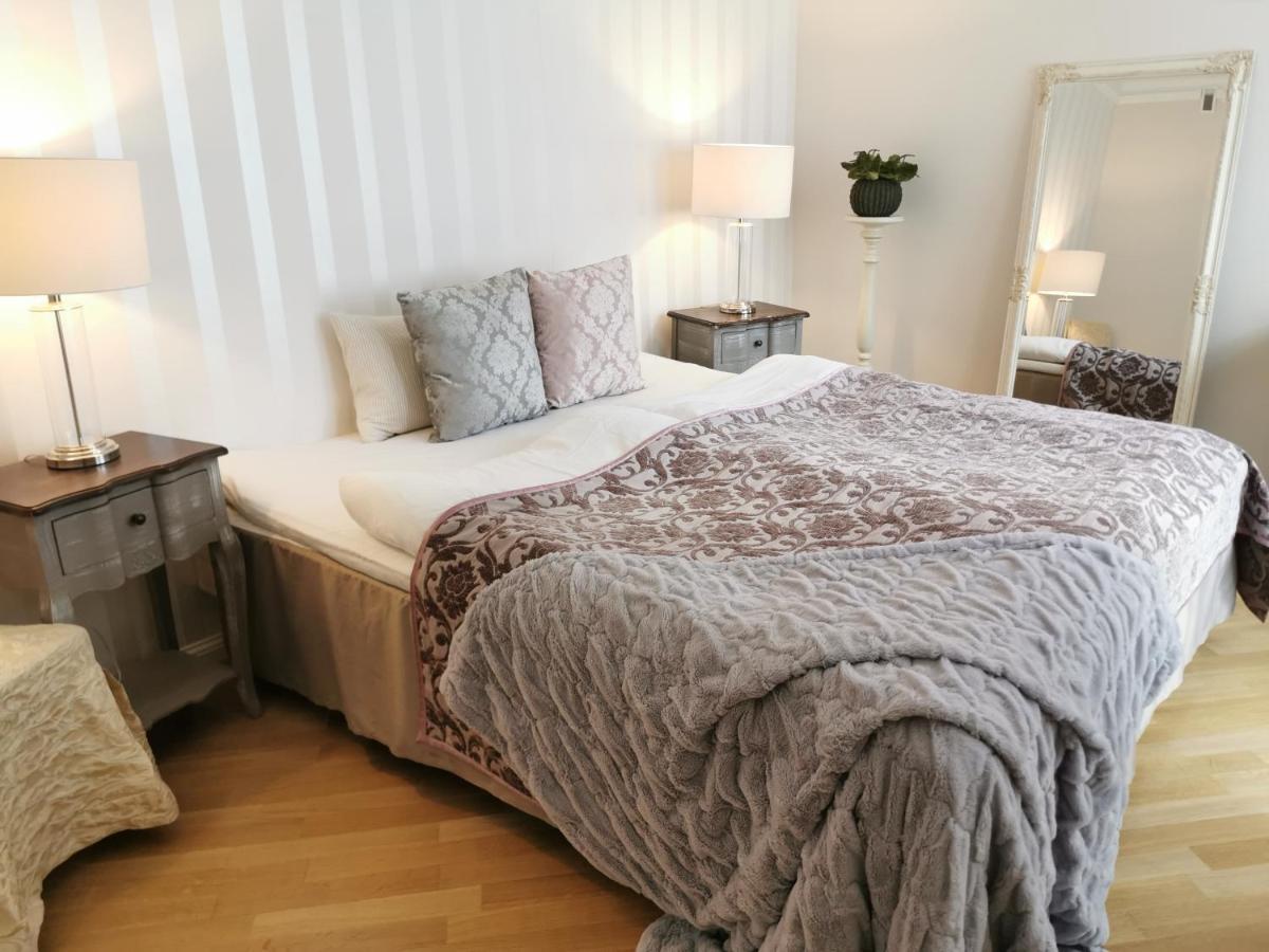 Oldhouse Apartments - Tallinn Old Town Екстер'єр фото