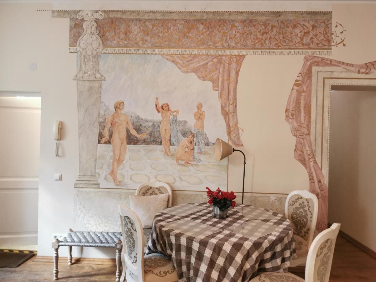 Oldhouse Apartments - Tallinn Old Town Екстер'єр фото